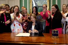 Massachusetts aprova lei que permite aborto até o fim da gestação