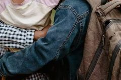 Separada do marido pela perseguição, cristã ora por 5 anos até casamento ser restaurado