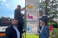 Berço da Reforma, Alemanha tem 1ª cidade a incluir oração islâmica em placas públicas