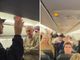 Pastor prega em avião e passageiros aceitam Jesus: ‘Abriram o coração’