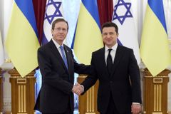 Israeli President in Ukraine to Honor Holocaust Victims