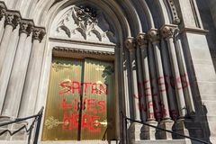 U.S. bishops say 100 acts of anti-Catholic vandalism since May 2020 | Crux Now