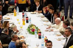 Pope Francis to meet 500 poor in Assisi on Nov. 12
