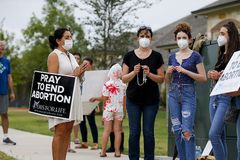 Appeals court upholds Texas heartbeat law