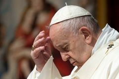 Pope Francis appeals for peace in Libya after discovery of mass graves