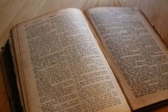 Archaeologists find rare 2,000-year-old ‘Balm of Gilead’ gemstone seal near Western Wall