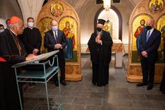 Ecumenical patriarch, cardinal meet at Georgetown University chapel | Crux Now