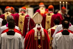 Pope Francis offers Mass for souls of 163 deceased cardinals, bishops