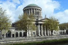 Call for public inquiry in Ireland as couple settle abortion case