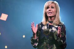 Beth Moore: ‘If You’re Not Going to Get Vaccinated, for the Love of God, Put on a Mask’