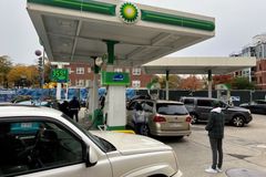 ‘Gas on God’: DC megachurch helps hundreds of commuters pay at the pump