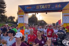 20,000 Run Through Jerusalem Streets as Marathon Returns after COVID-19 Restrictions