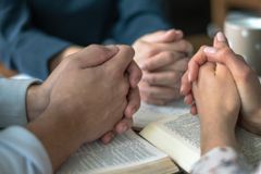 FIRST-PERSON: So many reasons to pray for your pastor | Baptist Press