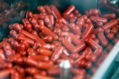 UK Gives OK to Merck's Breakthrough Anti-COVID Pill, Pfizer Announces Its Antiviral Pill Works Too