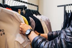 ‘Modest Is Hottest’ Isn’t in the Bible