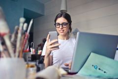 Eight Ways Christians Can Make Their Social Media Feeds a Healthier Place