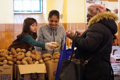 Catholics’ ‘power of generosity’ fuels annual #iGiveCatholic Giving Day | Crux