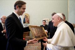 Pope Francis to Swedish Academy: Social media promotes monologue instead of dialogue