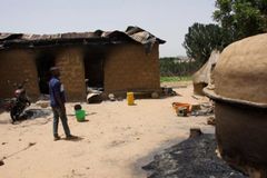 10 Christians killed in an overnight raid by militant herdsmen in Nigeria; over 100 homes burned