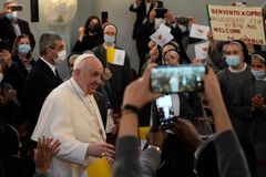 Pope meets Cyprus’ Orthodox leader to strengthen ties