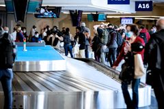 Omicron Variant Spreads to Multiple US States, Biden Pushes for At-Home Testing