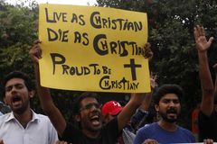 Pakistan: Islamist mob tortures to death, burns body of Sri Lankan man over alleged ‘blasphemy’