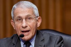 Fauci Says Early Reports Encouraging About Omicron Variant