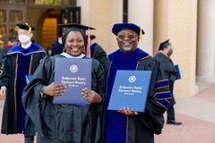 'Love one another,' Greenway charges SWBTS graduates | Baptist Press