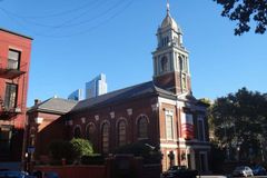 Supreme Court overturns NY church restrictions, Brooklyn bishop says religion 'essential' during pandemic