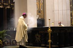 Cincinnati Archdiocese unveils restructuring plan