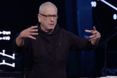 Louie Giglio warns many will lose Satan's 'game' of deception before Jesus returns