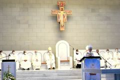 Cardinal Tagle consecrates new Our Lady of Arabia cathedral in Bahrain