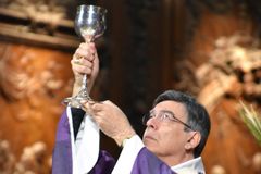 Archbishop Aupetit at Paris farewell Mass: ‘I lost my life for the love of Christ’