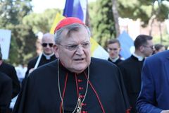 Cardinal Burke says he is recovering from COVID, urges Catholics to pray the rosary