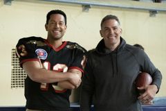 NFL great Kurt Warner talks perseverance, the 'American Underdog' and his 'supermarket moment'