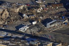 95 Killed After Dozens of Tornadoes Strike South, Midwest - Rescuers Search for Signs of Life