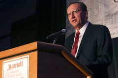 TRUSTEES: Iorg reports growth and stability at Gateway | Baptist Press