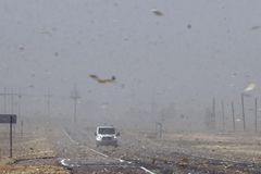 Hurricane-force winds batter Midwest