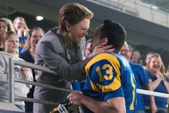 'American Underdog' review: A little faith, football and family makes an uplifting holiday film