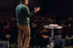 Doubts, deconstruction offer Southern Baptists opportunities to respond by listening, loving | Baptist Press