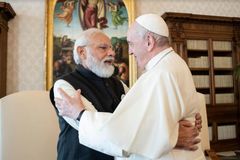 Narenda Modi invites Pope Francis to visit India at ‘very warm’ Vatican meeting