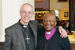 Church leaders pay tribute to Desmond Tutu who has died aged 90