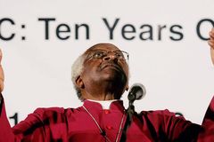 Archbishop Desmond Tutu dies