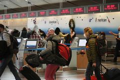 Canceled flights disrupt holiday travel