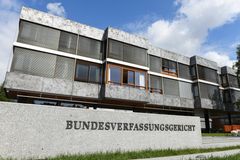 As omicron spreads, churches welcome German court ruling on triage