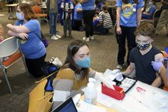 Johnson & Johnson: Booster effective against omicron