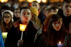 Pope, patriarch offer prayers as young Europeans hold Taizé prayer online