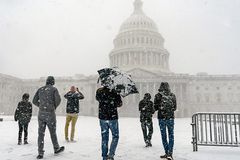 Winter storm dumps snow on nation’s capital