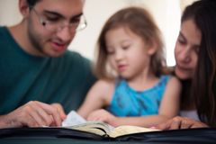 FIRST-PERSON: Tips for planning a family devotional for the New Year | Baptist Press