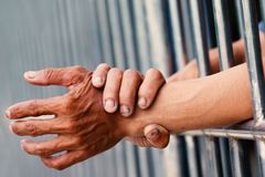 200+ Male Inmates in CA Identifying as Female, Nonbinary Request Transfer to Prison Matching Their 'Gender Identify'